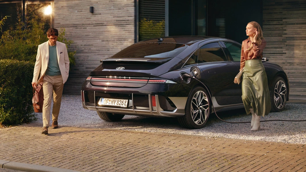 Ioniq 6 Exterior Hero 4 1204X3 004