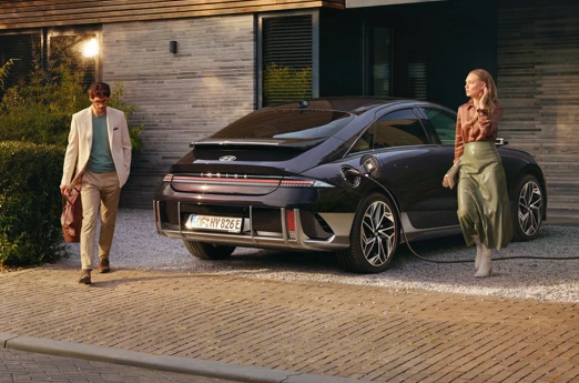 Ioniq 6 Exterior Hero 4 1204X3 004